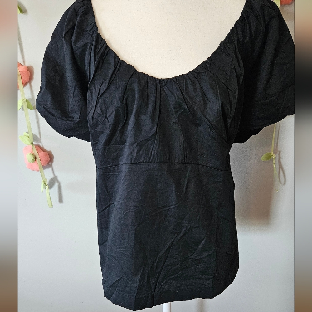 Old Navy Black Scoop Neck Puff Sleeve Top